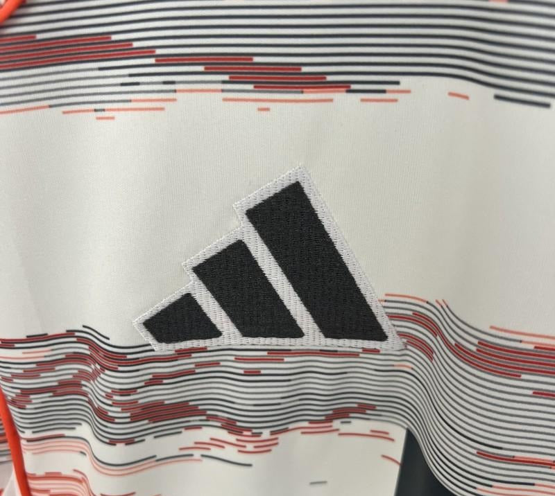 Bayern Munich 2025/26 Away