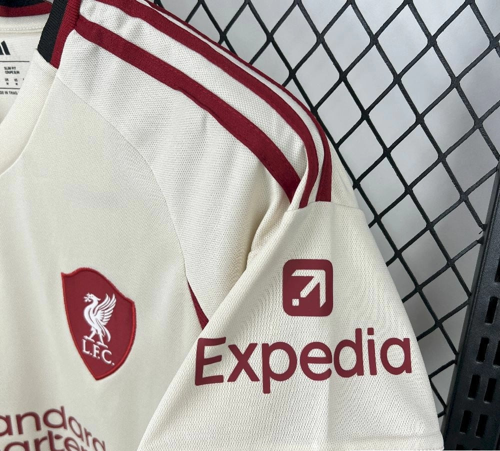 Liverpool 2025/26 Away