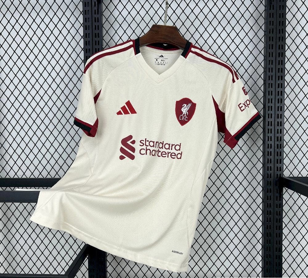 Liverpool 2025/26 Away